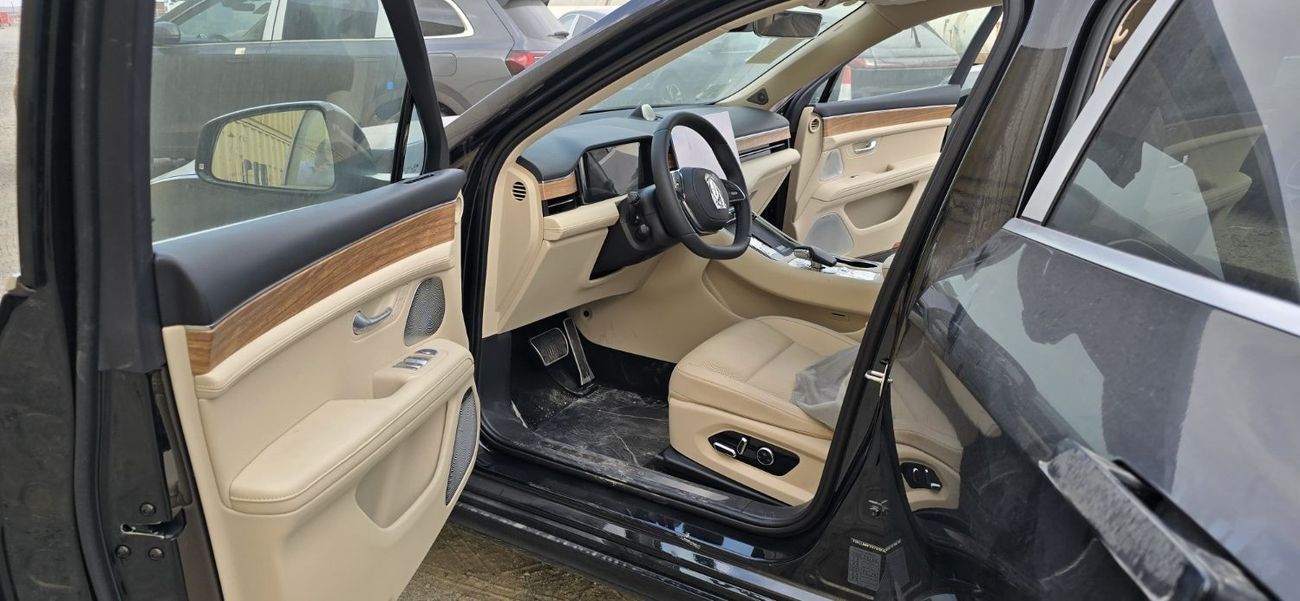 آيتو 5 AITO M5 2023 5 SEATER