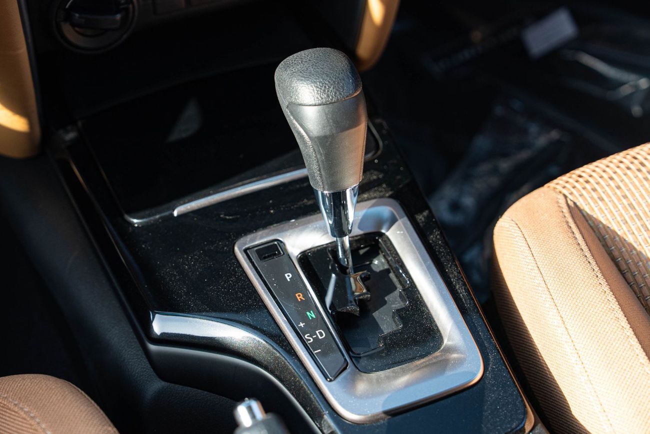 تويوتا فورتونر 2025 Toyota Fortuner 2.7 - Grey Mettalic Inside Chamois | Export Only