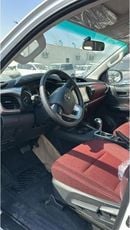 Toyota Hilux TOYOTA HILUX SR5 2.7L AT 2026 WITHOUT PUSH START