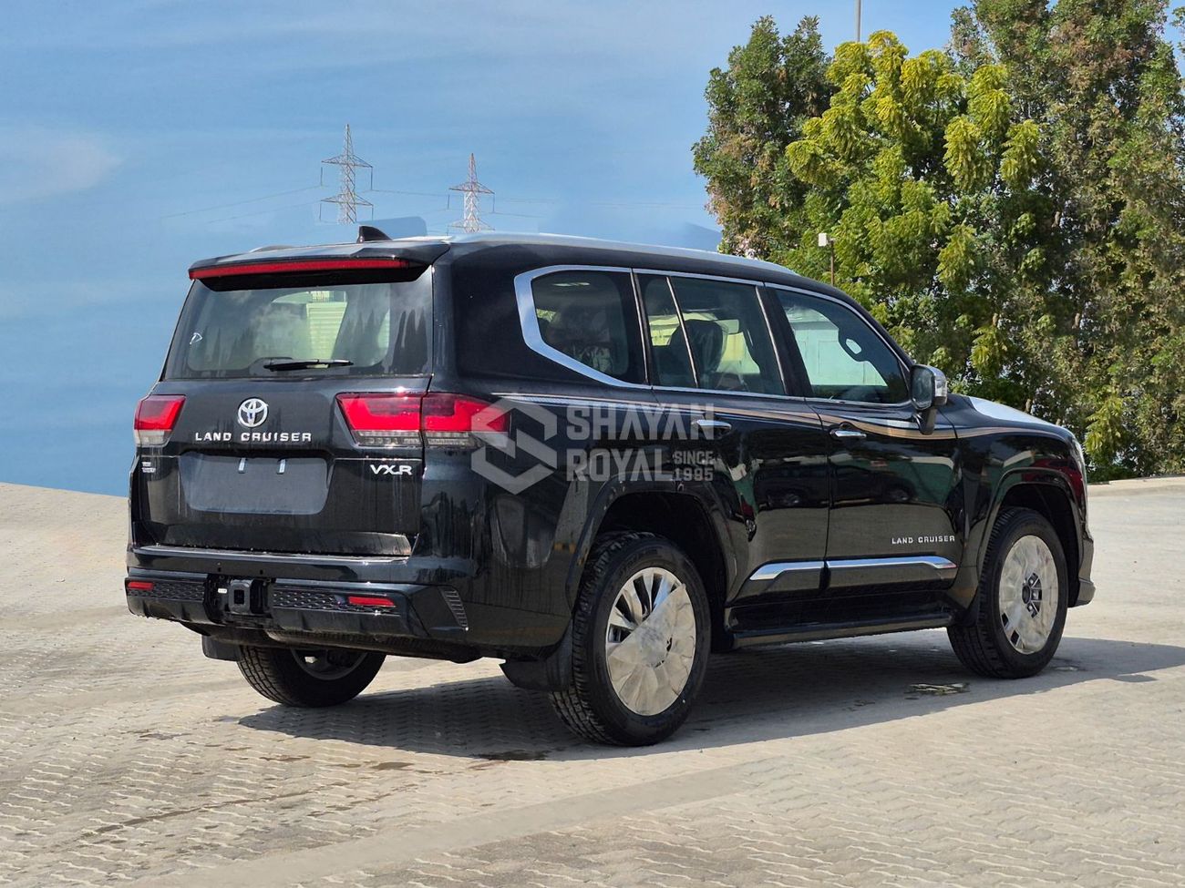 تويوتا لاند كروزر LC300 3.5L TWIN TURBO VXR FULL OPTION PETROL V6 AT 7S 2026MY