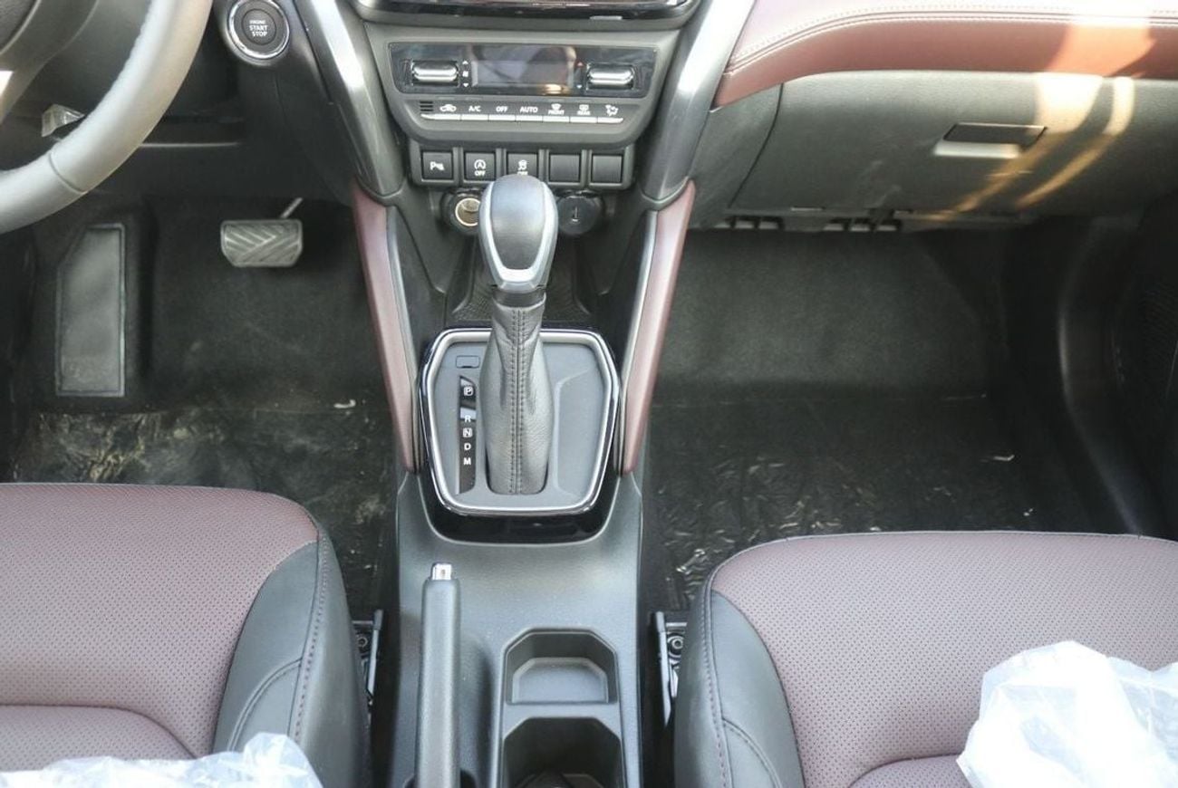 تويوتا أوربان كروزر GLX 1.5L, KEYLESS ENTRY, PUSH START, PANORAMIC ROOF, MODEL 2025