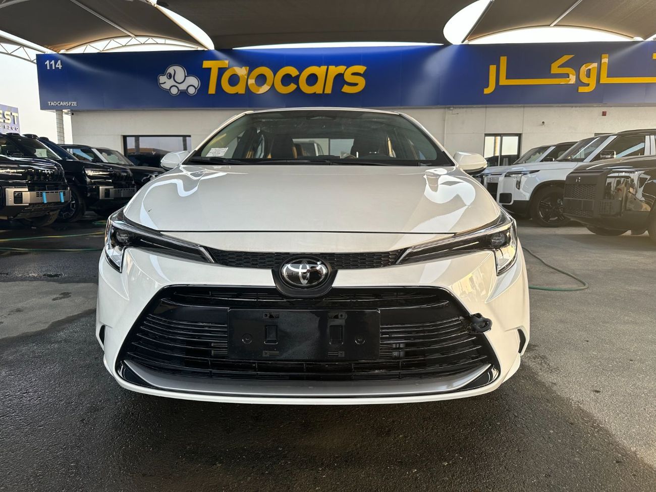 تويوتا ليفين Levin Hybrid 1.8L Luxury Edition