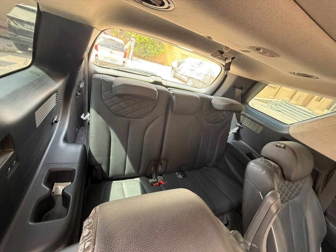 Hyundai Palisade Premium 6 seats