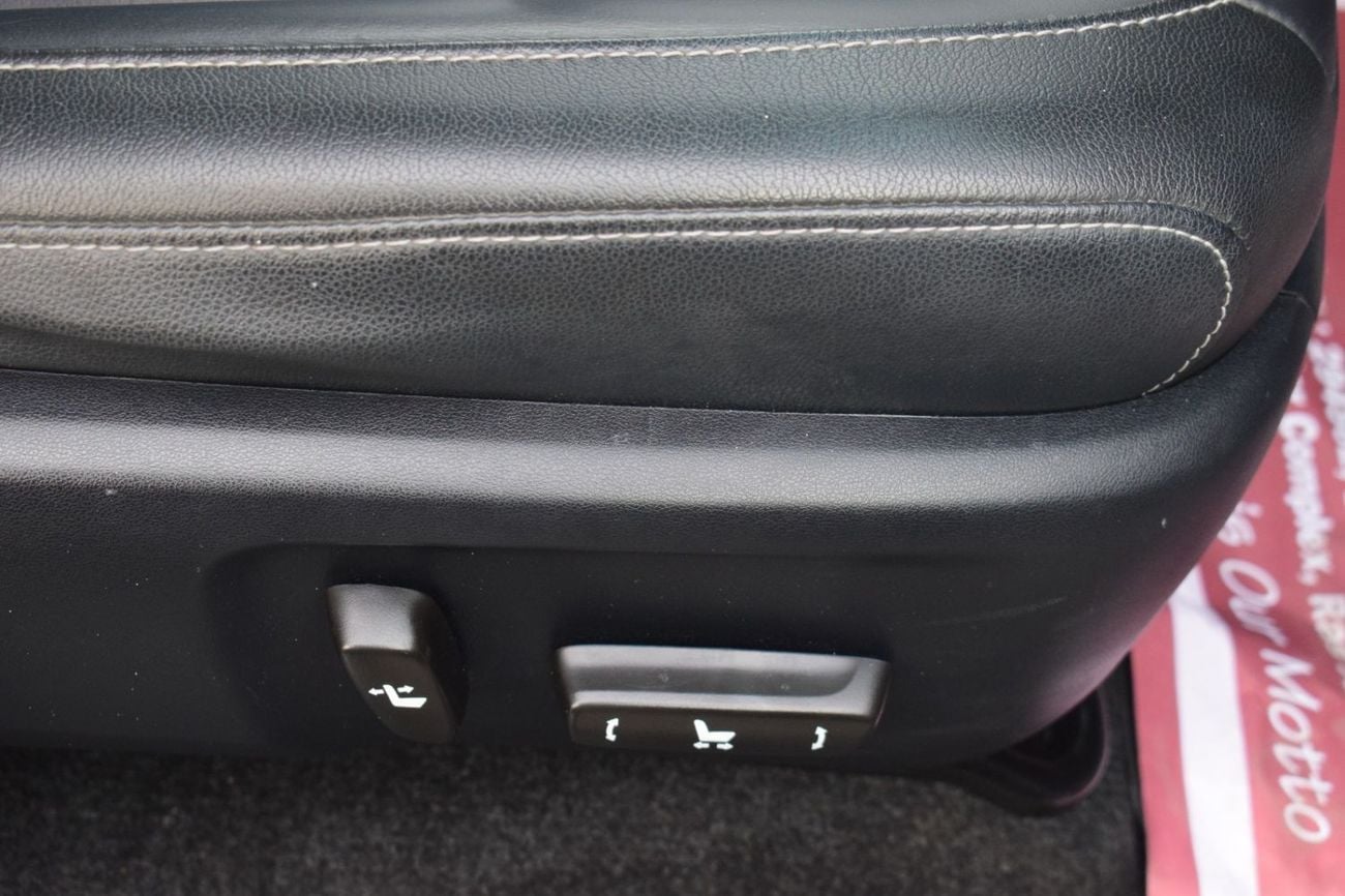 تويوتا هيلوكس 2019 TOYOTA HILUX DOUBLE CABIN SR5