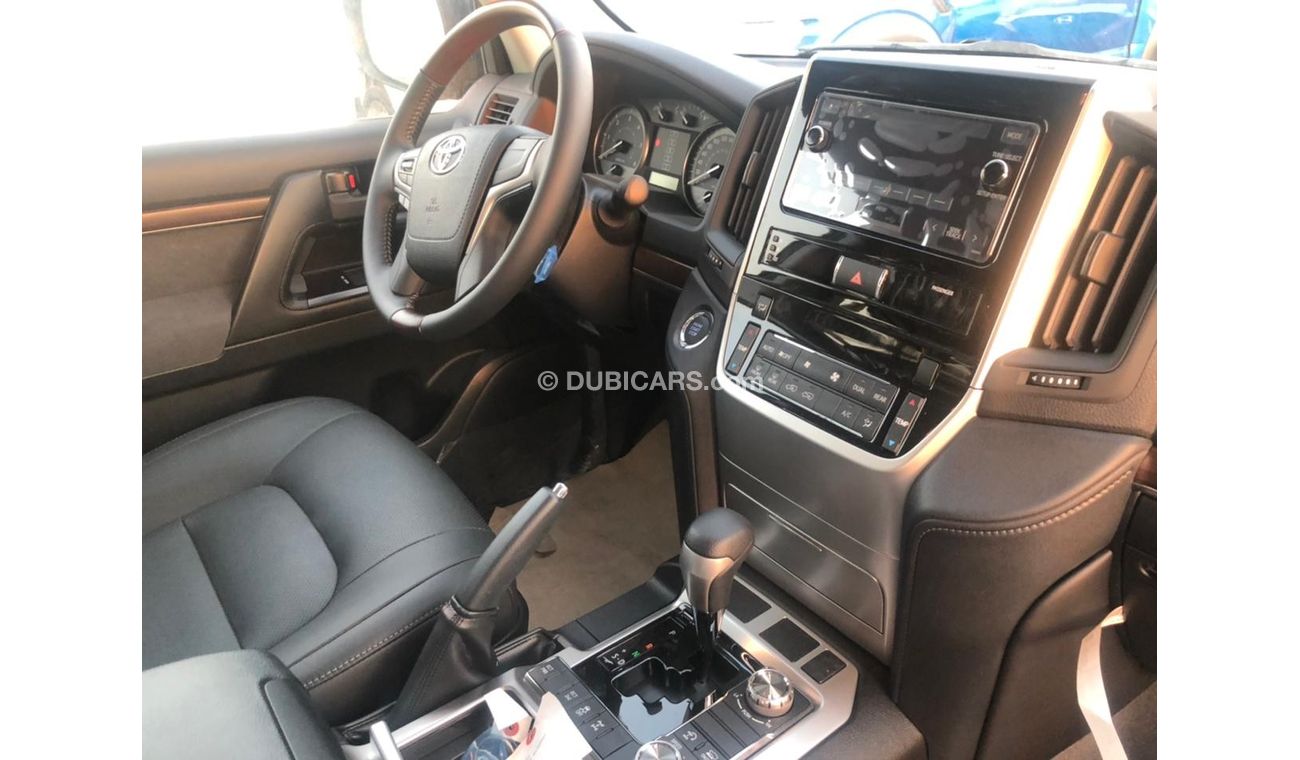 Toyota Land Cruiser TOYOTA LAND CRUISER GX.R, 4.5L, DIESEL, FULL OPTION, WITH LEATHER , BLACK COLOR, MODEL 2021 FOR EXPO