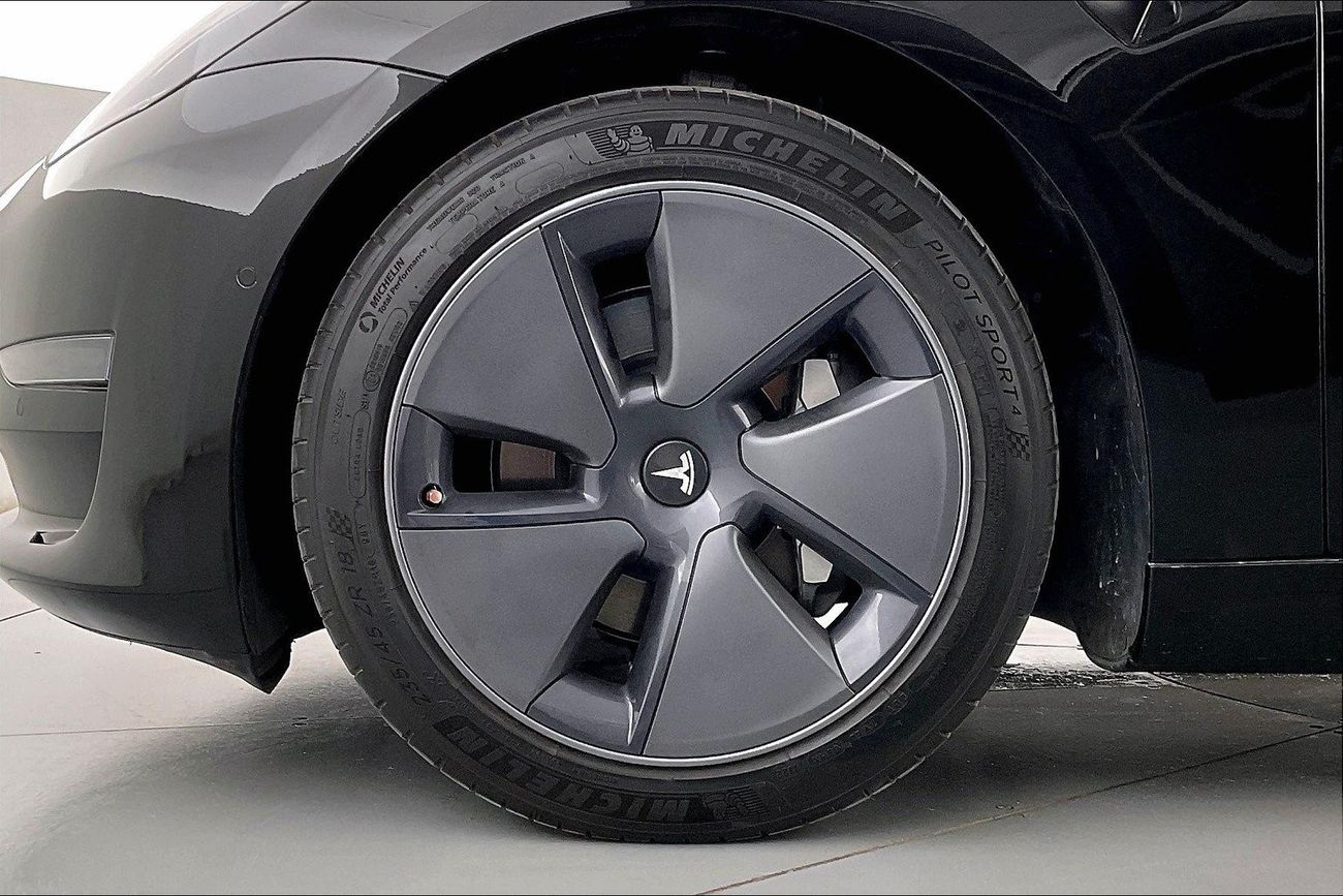 لكزس RX450h Premier | عرض العيد الحصري | خالية من أضرار الفيضانات