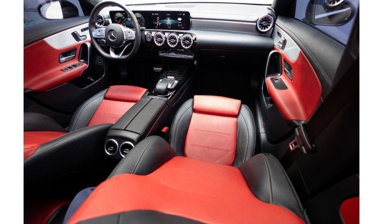 Mercedes-Benz CLA 250 Premium + 2.0L Mercedes-Benz CLA250 2022 GCC under Agency Warranty with Flexible Down-Payment.