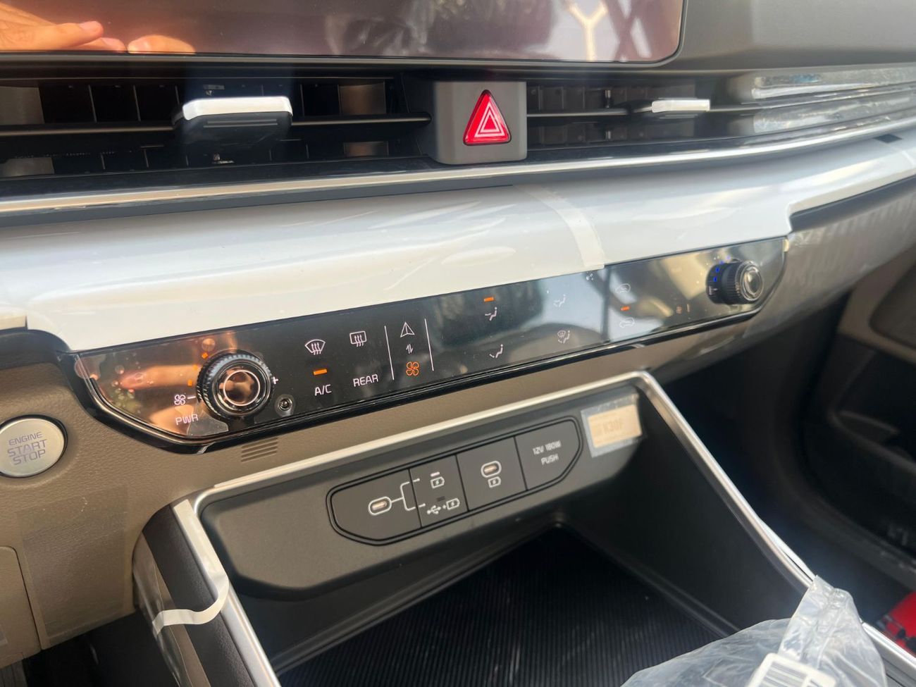 كيا كارنيفال 2025 BRAND NEW KIA CARNIVAL 3.5L, A/T-8 Seater