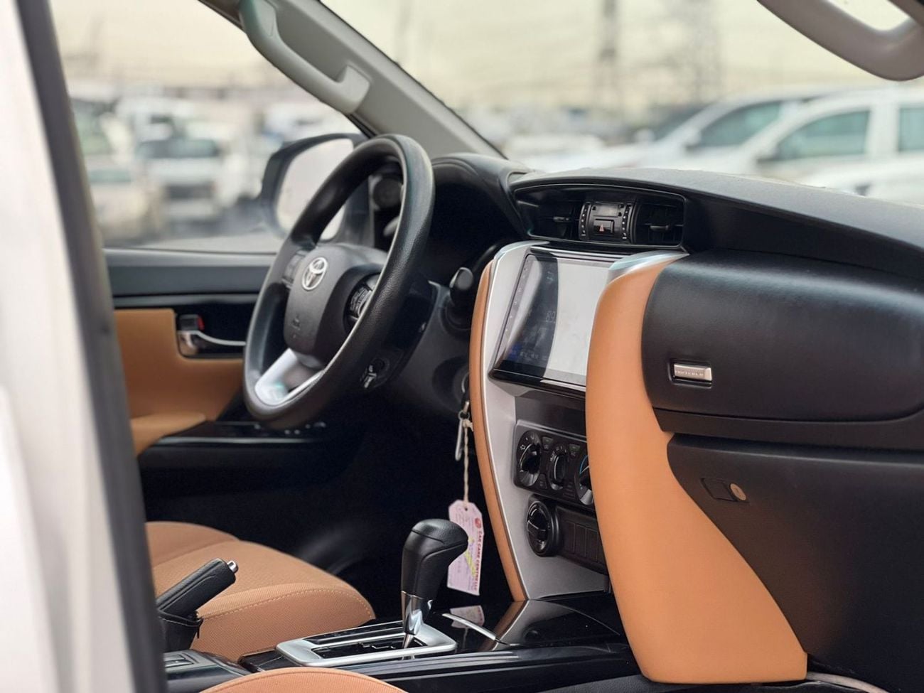 تويوتا فورتونر EXR 2019 Toyota Fortuner 2.7L V4 -AWD 4x4 GCC - Rear CAM & Sensor - Cruise Control
