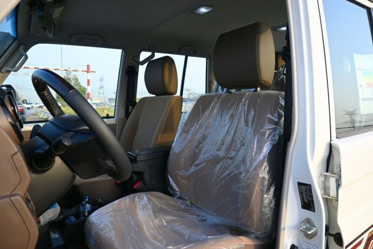 تويوتا لاند كروزر 70 TOYOTA  LAND CRUISER HARDTOP LC76 4.0L 2024