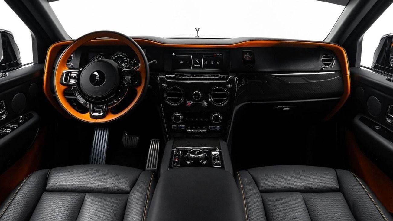 رولز رويس كولينان Black Badge 2024 - GCC - Under Warranty and Service Contract