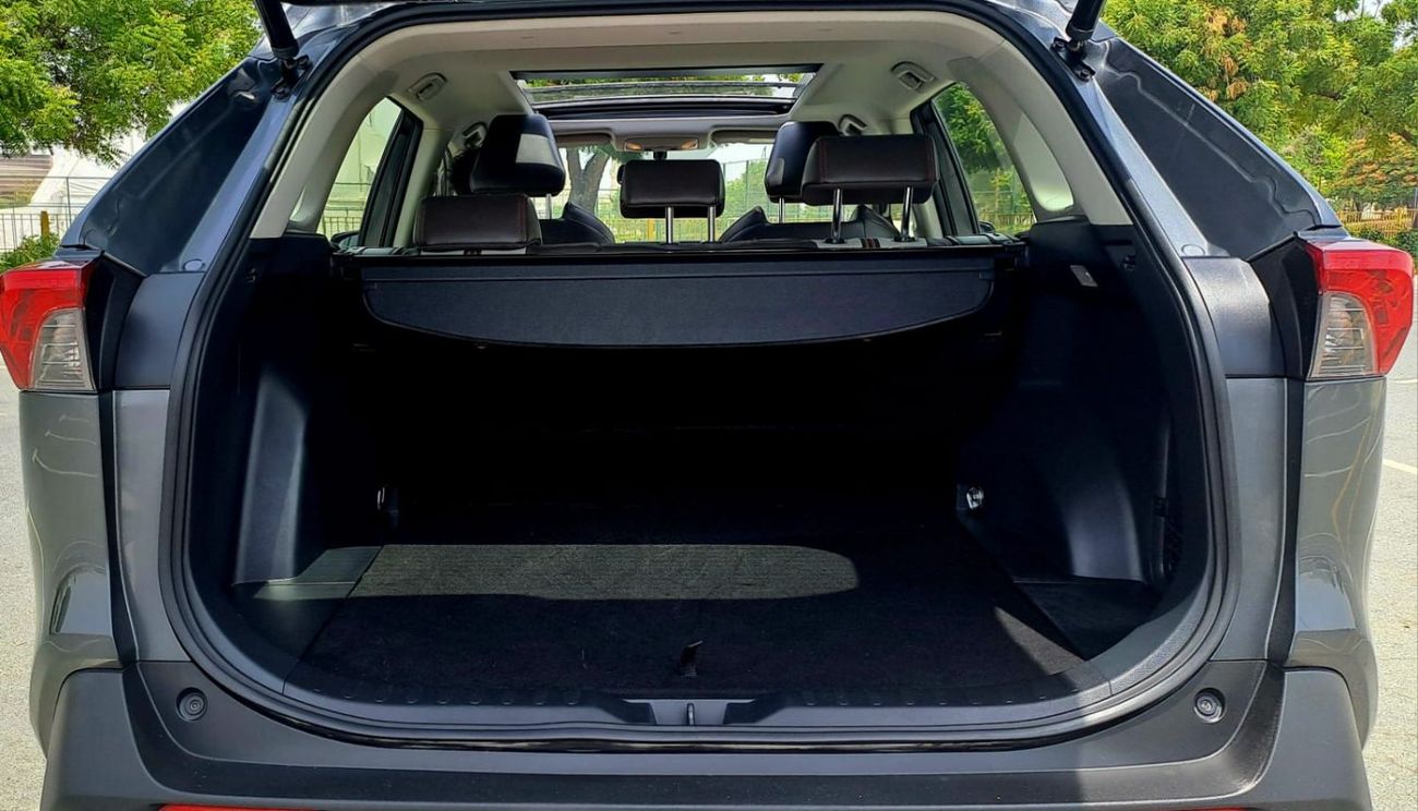 Toyota RAV4 2.5L Adventure 2021 2.5L FULL OPTION GCC (1510/-MONTHLY)