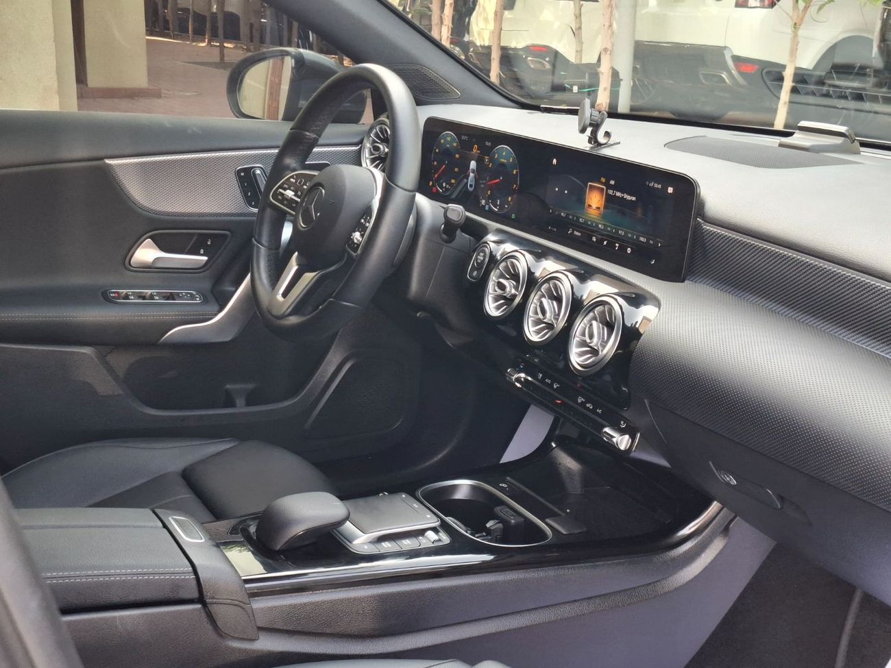 Mercedes-Benz A 220 Mercedes-Benz  A220 2021