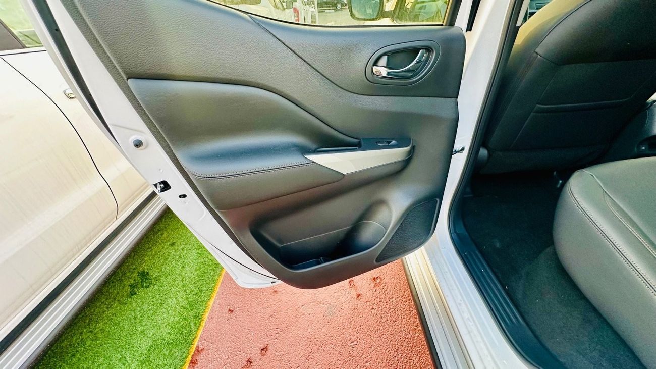 Nissan Navara NISSAN NAVAR LE PLUS  2.5L DC DSL 4WD A/T