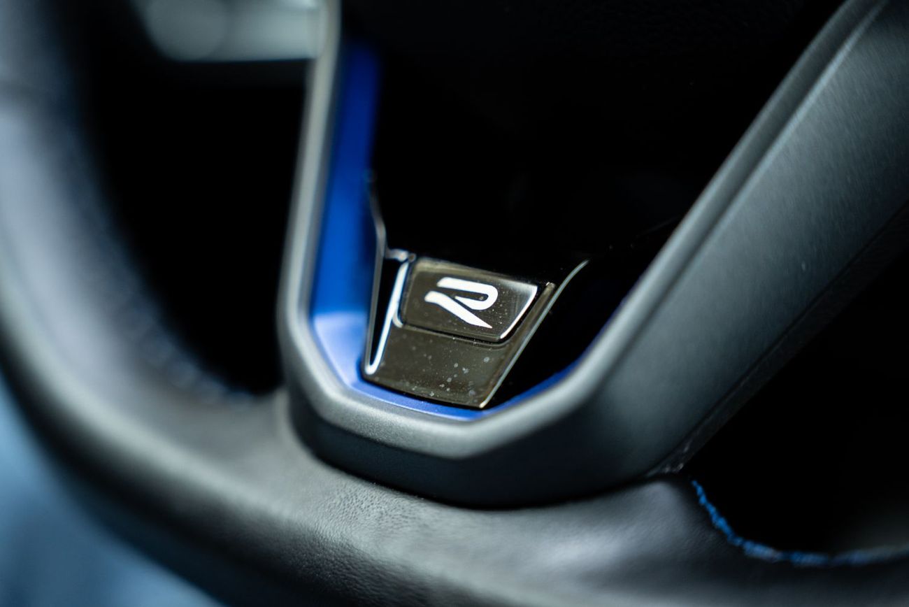 فولكس واجن جولف ار 2023 Agency Warranty Full Service History GCC Low Mileage