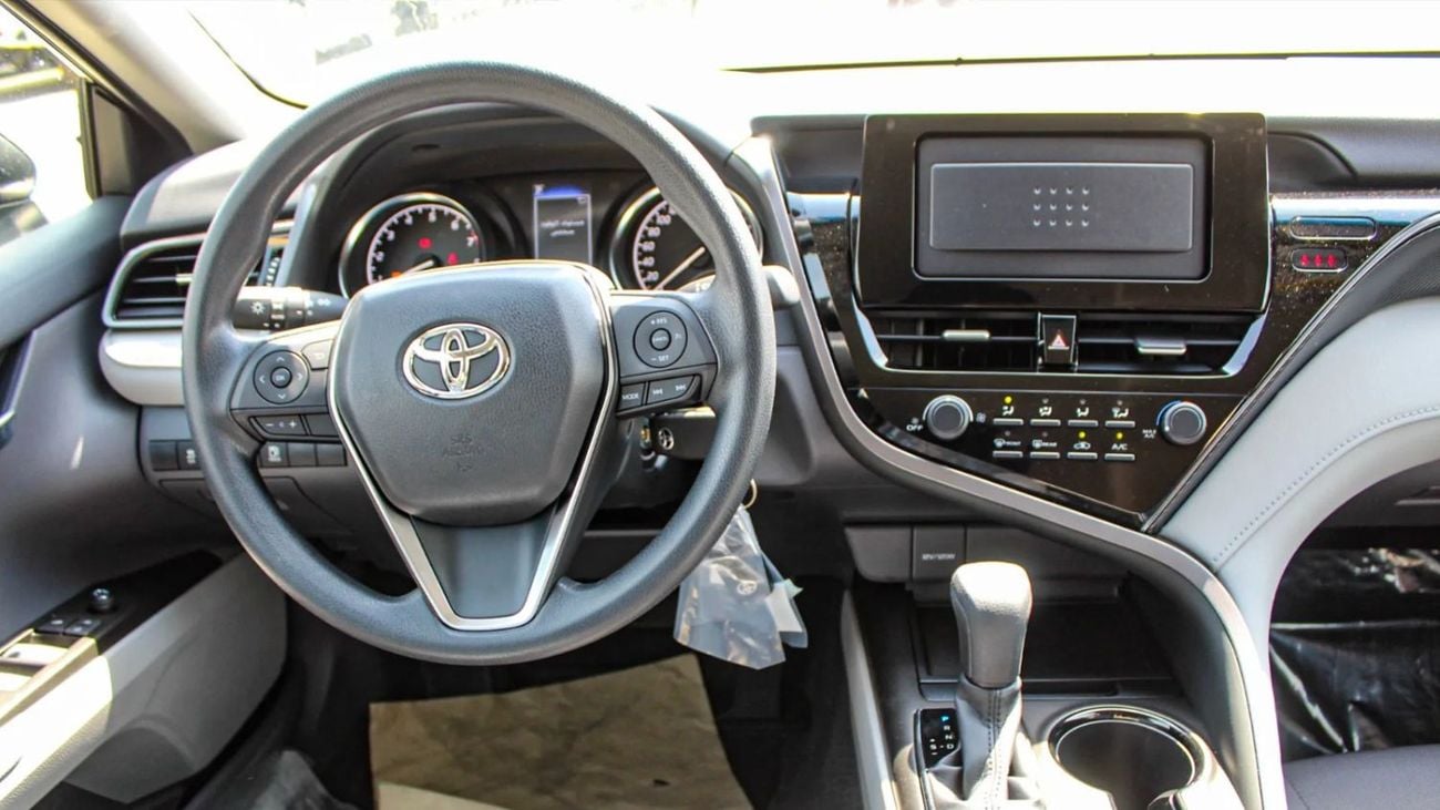 Toyota Camry LE 2.5L PETROL AUTOMATIC TRANSMISSION ( FOR RE-EXPORT ONLY )