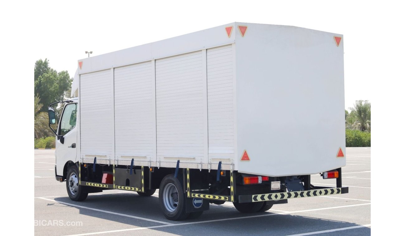 Hino 300 EURO4 | 4TON | WATERBODY | GCC SPECS