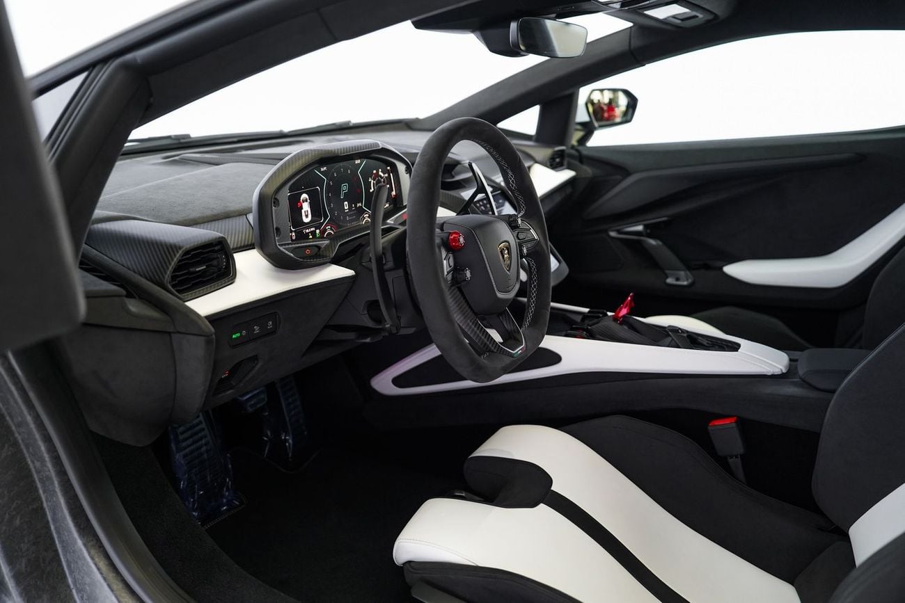 Lamborghini Revuelto 6.5L V12 Hybrid