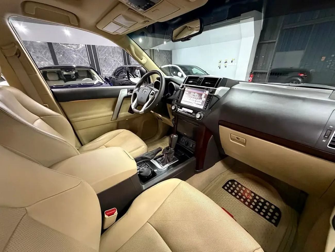 تويوتا برادو VXR 4.0L 4WD