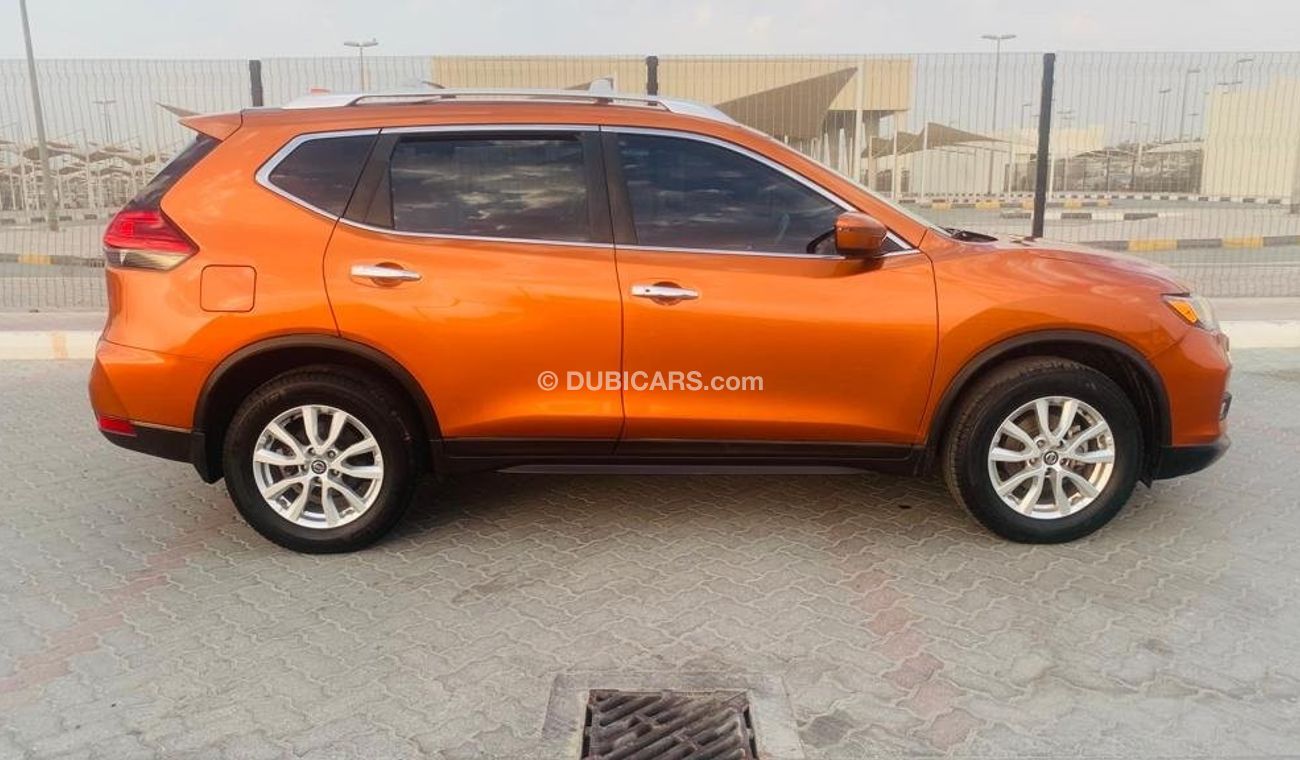 Used Nissan XTrail SV Very Clean Car 2017 for sale in Dubai 559083