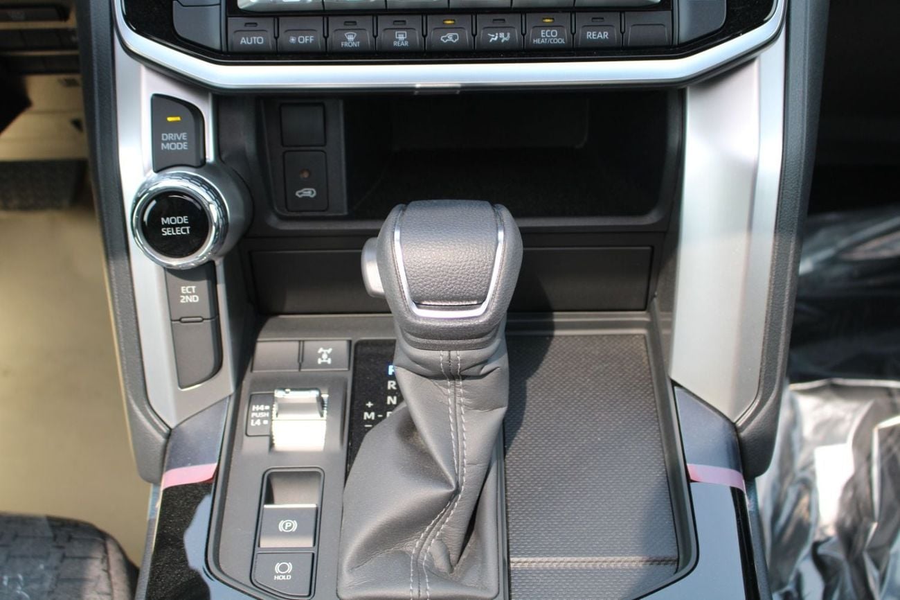 Toyota Land Cruiser GXR
