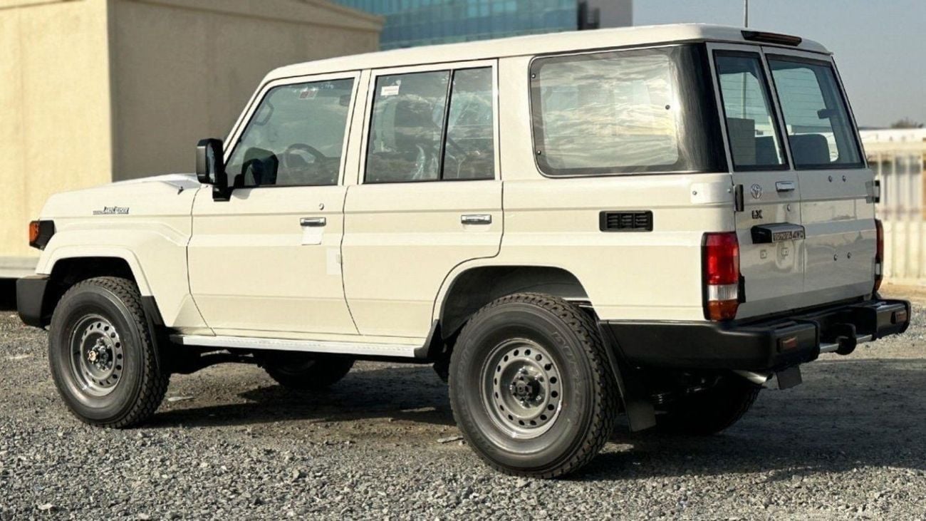 تويوتا لاند كروزر 70 LC76 HARD TOP Land Cruiser Hard Top 5 doors 4.2L Diesel 2026