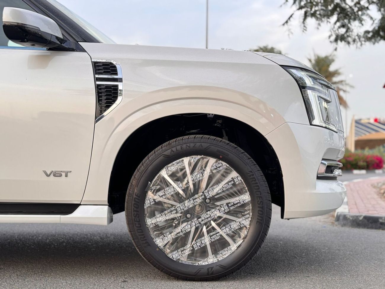 نيسان باترول NISSAN PATROL LE PLATINUM CITY/ LOCAL AND EXPORT