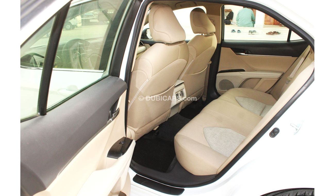 تويوتا كامري LE STD تويوتا كامري 2019 خليجي بحالة ممتازة