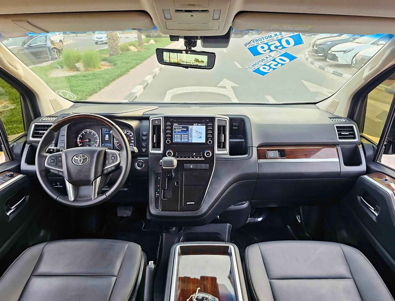 Toyota Granvia PREMIUM / FULL OPT/  ORG KMS/ ORG PAINT/ 2198 MONTHLY / LOT#8003492