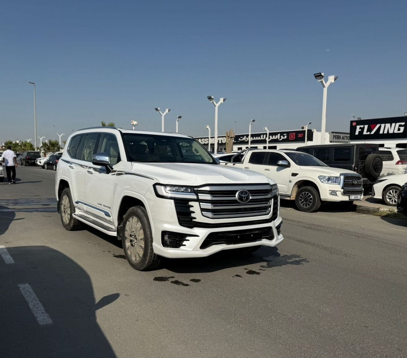تويوتا لاند كروزر Land Cruiser VXR 3.5L Twin Turbo A/T Petrol 4X4 .7 Seats . 5 Doors 2026 Model