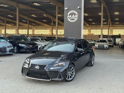 لكزس IS 350 محرك V6 سعة 3.5 لتر / طقم F-SPORT / استهلاك منخفض للموارد / رادار / قراءة المسار / مقاعد تبريد وتدفئ