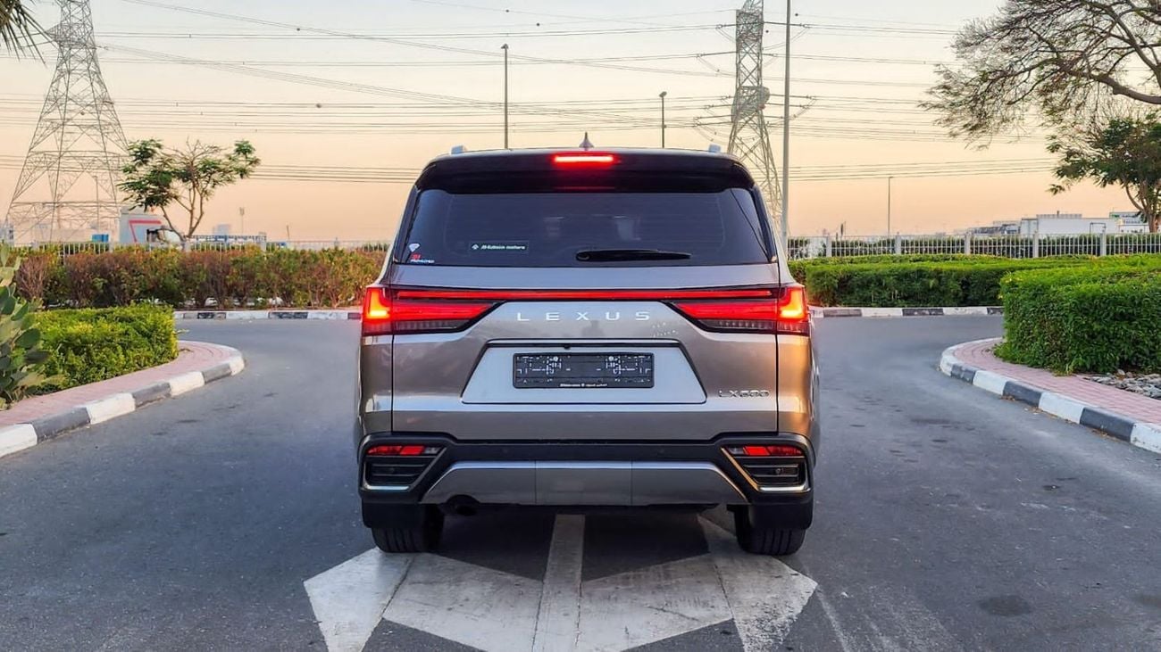 لكزس LX 600 LEXUS LX 600 / ASH WOOD SIGNATURE / 2023 MODEL / GCC SPECS / GRAY COLOUR / UNDER WARRANTY AND SERVIC