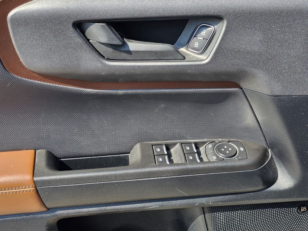 فورد برونكو بيغ لاندز