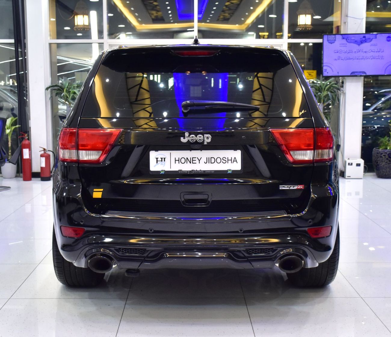 جيب جراند شيروكي EXCELLENT DEAL for our Jeep Grand Cherokee SRT8 ( 2012 Model ) in Black Color GCC Specs