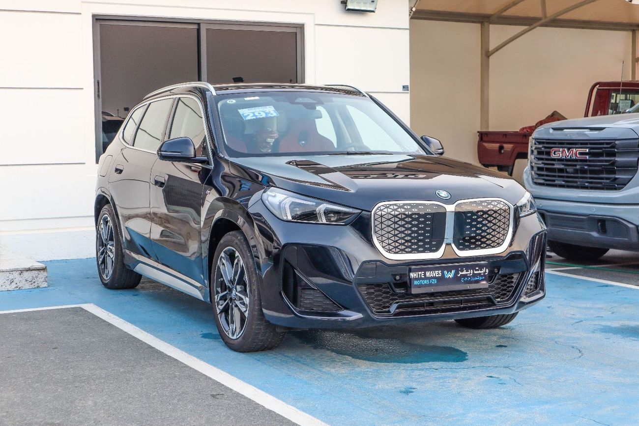 BMW iX1 2024 | BMW | IX1 | XDRIVE 30LX | DESIGN PACKAGE