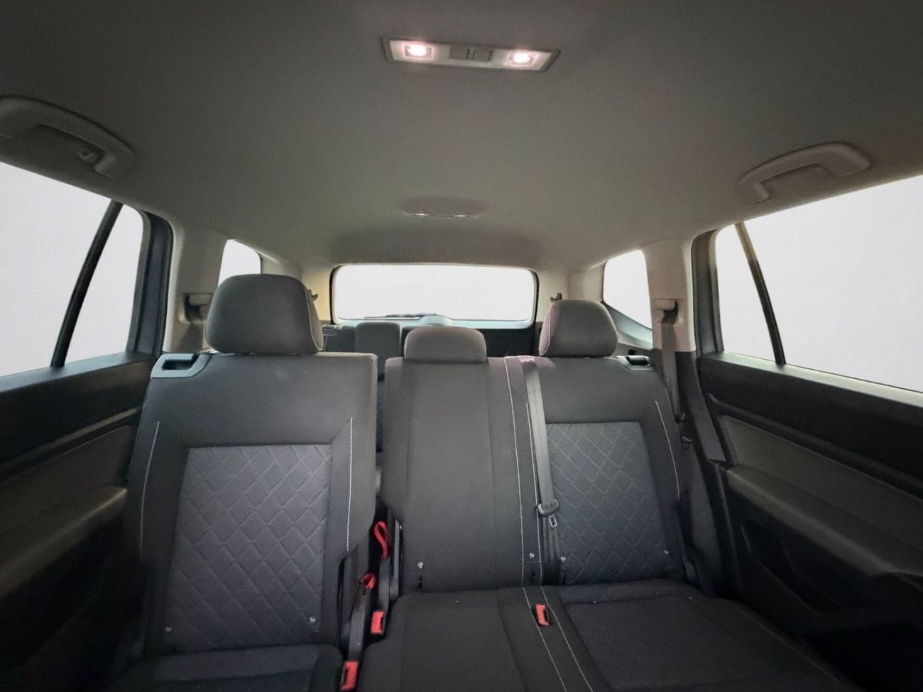 Volkswagen Teramont COMFORTLINE AED 920 P.M | 0% DOWN PAYMENT | VW TERAMONT COMFORTLINE 3.6L V6 | 2022 | GCC SPECS