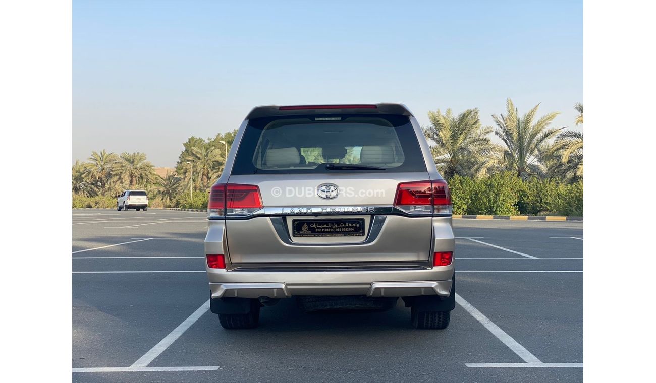 Toyota Land Cruiser GXR