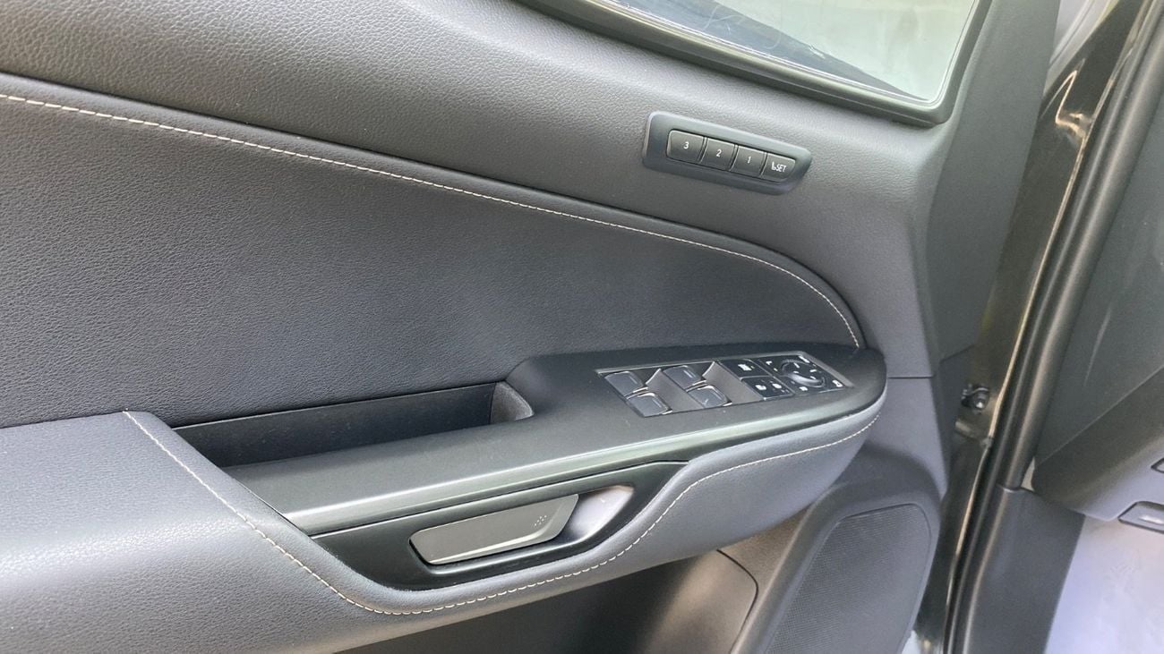 لكزس NX 250 F-Sport 2.5T Platinum