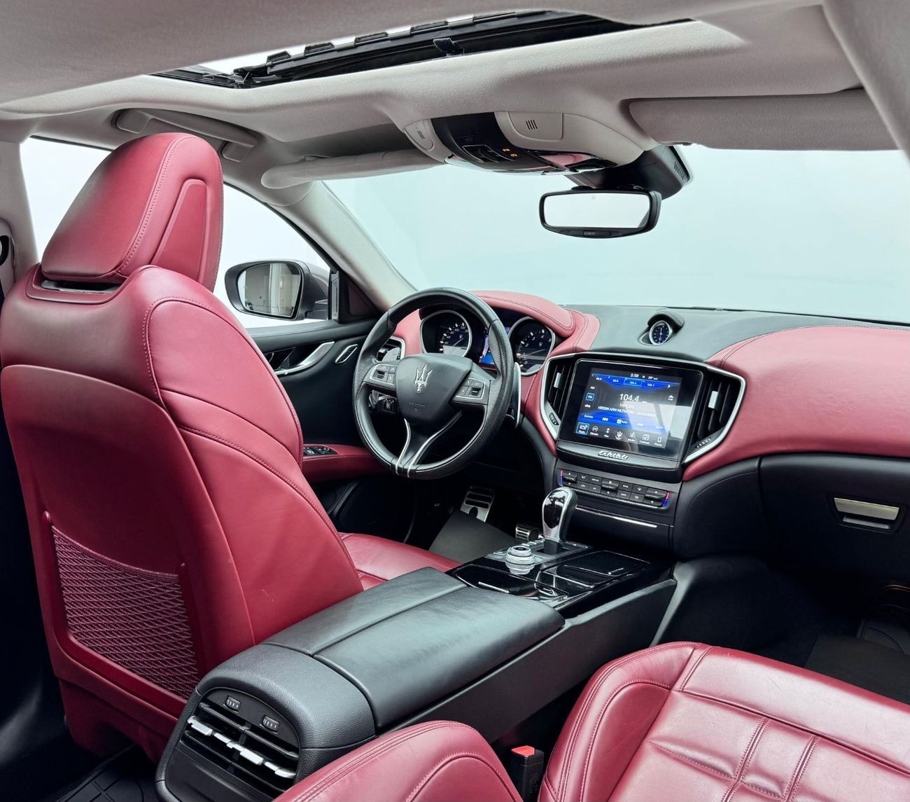 مازيراتي جيبلي S Q4 3.0L (410 HP) 2017 Maserati Ghibli S Q4, Full Service History, Excellent Condition, Low Km, GCC