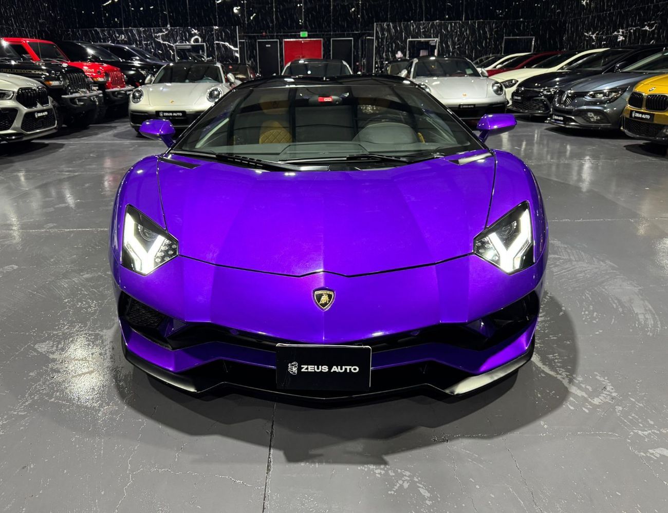 Lamborghini Aventador S Roadster V12 2020 Lamborghini Aventador, Lamborghini Warranty, Carbon Fiber Package, 730HP, GCC