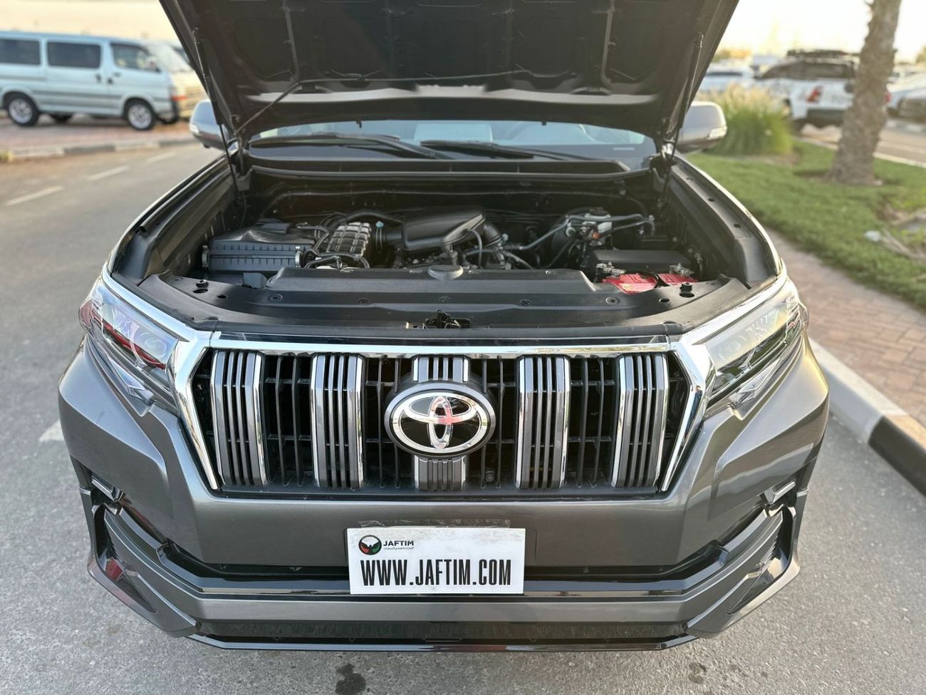 Toyota Prado MODIFIED TO 2023 MODEL | TESLA SCREEN | LHD |  2.7L PETROL ENGINE | 2016