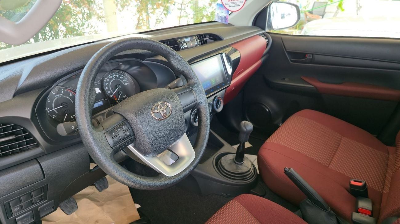 Toyota Hilux GL 2 2.4L 4WD TOYOTA HILUX DOUBLE CABIN 4WD  MT  2.4L DSL 2025