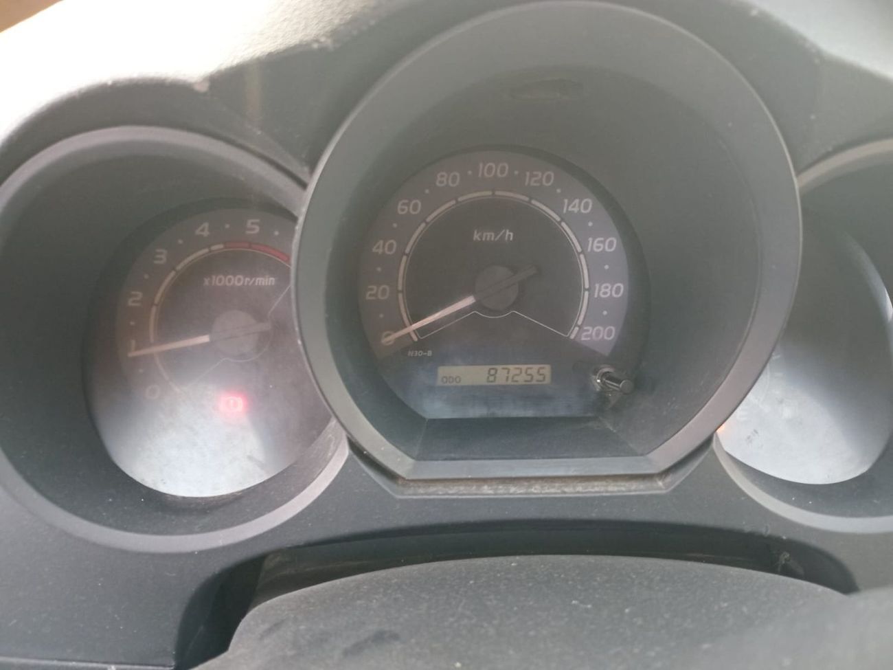 تويوتا هيلوكس DC 2.4L 4WD DIESEL MANUAL TRANSMISSION