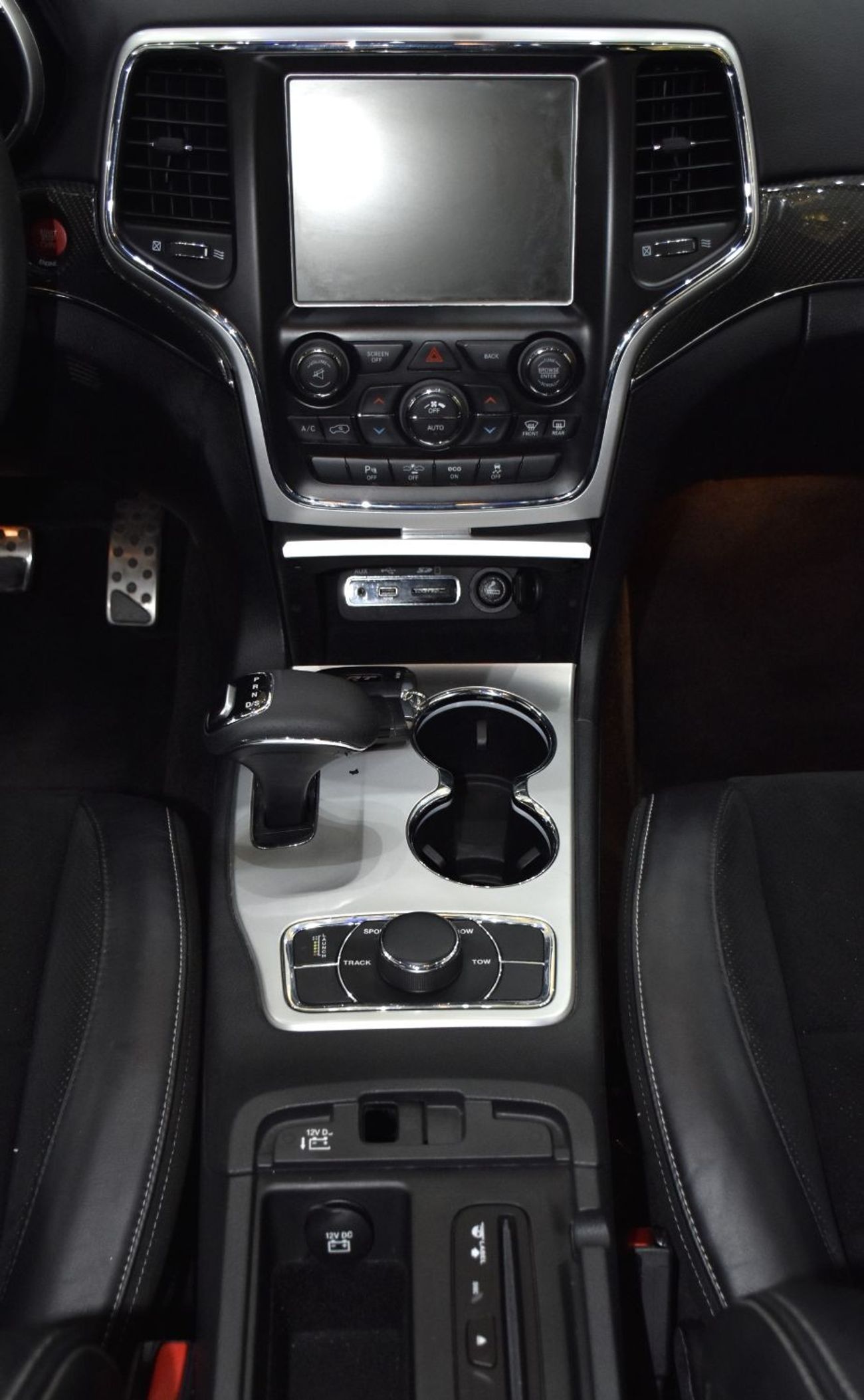 Jeep Grand Cherokee EXCELLENT DEAL for our Jeep Grand Cherokee SRT ( 2015 Model ) in Grey Color GCC Specs