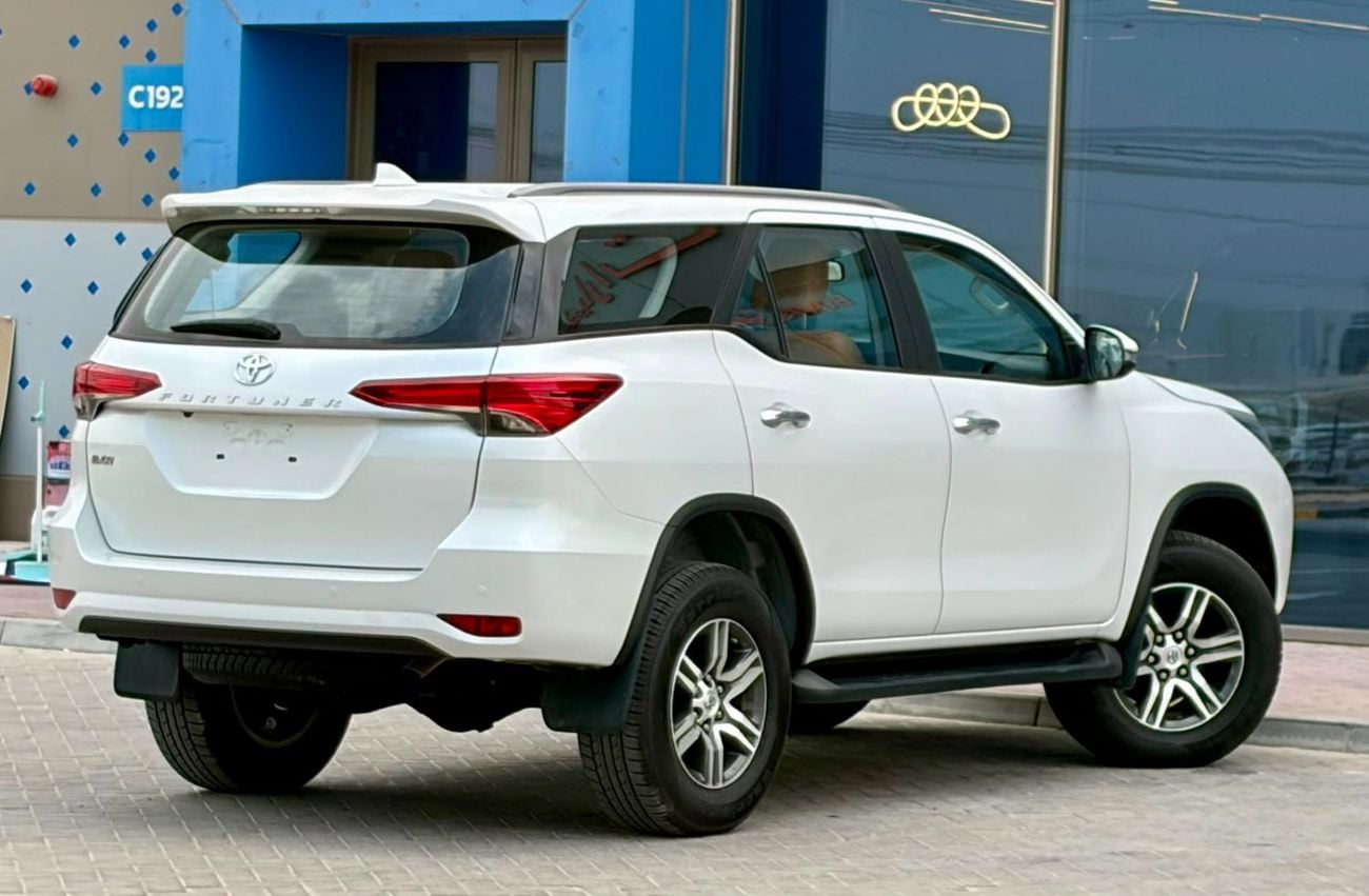 Toyota Fortuner EXR 1401-Monthly Toyota Fortuner I GCC | 2.7 L V4, Cruise, GPS I Accident Free