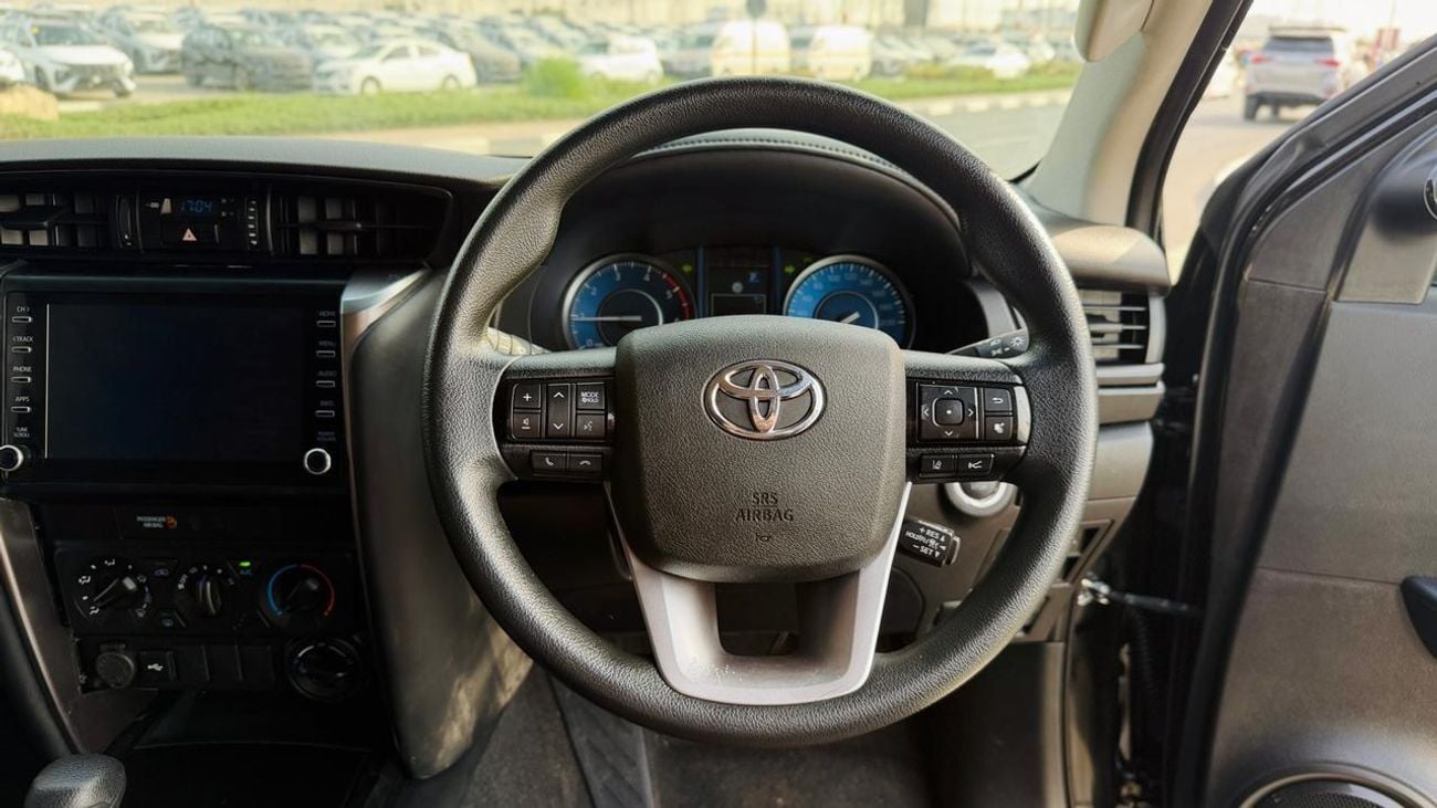 Toyota Fortuner 2024| 2.8L DIESEL ENGINE | AT | RHD | PUSH START ENGINE | PREMIUM LEATHER SEATS | CRUISE CONTROL | P