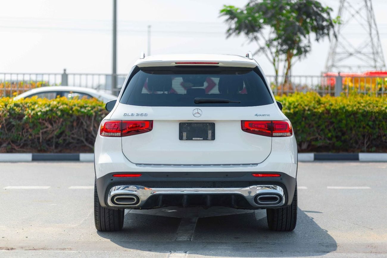 مرسيدس بنز GLB 250 4MATIC 2.0L (221 HP)