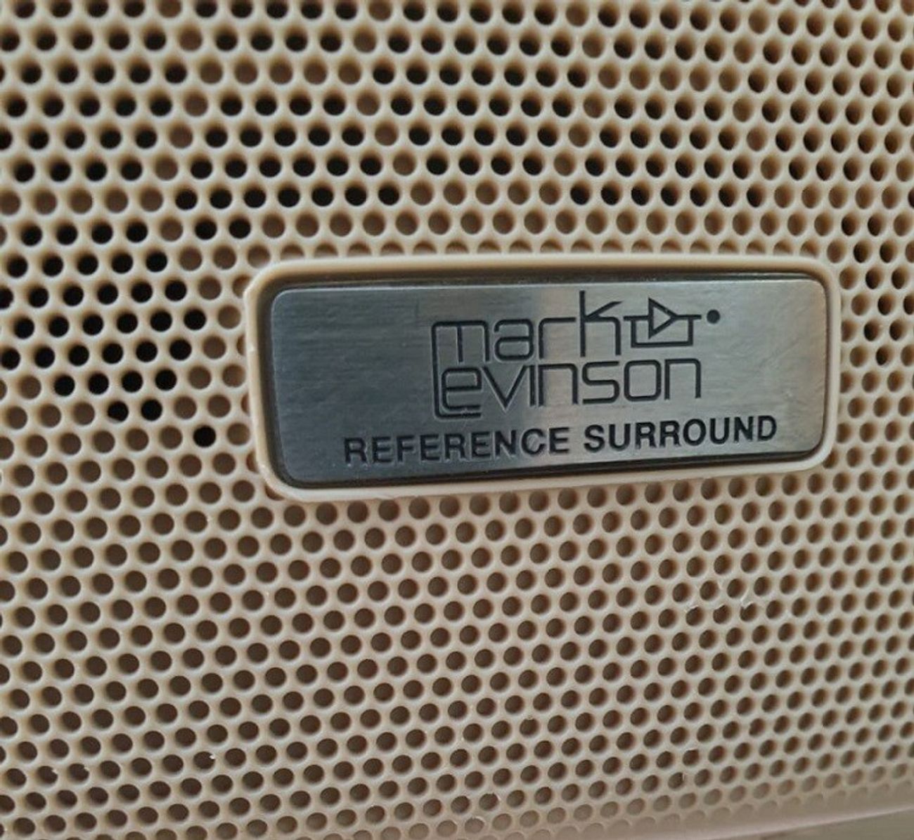 لكزس LX 570 MODIFIED 2020 PETROL EXCELLEN CONDITION