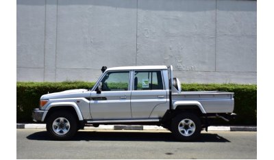 Toyota Land Cruiser Pick Up Double Cab V8 4.5L MT with Front / Rear Differential Lock, Electrical Winch Etc.