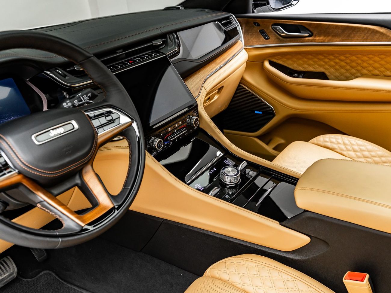 Jeep Grand Cherokee Summit Reserve 3.6L 2025 Jeep Grand Cherokee Summit, Jeep Warranty + Service Contract, Low KMs, GCC